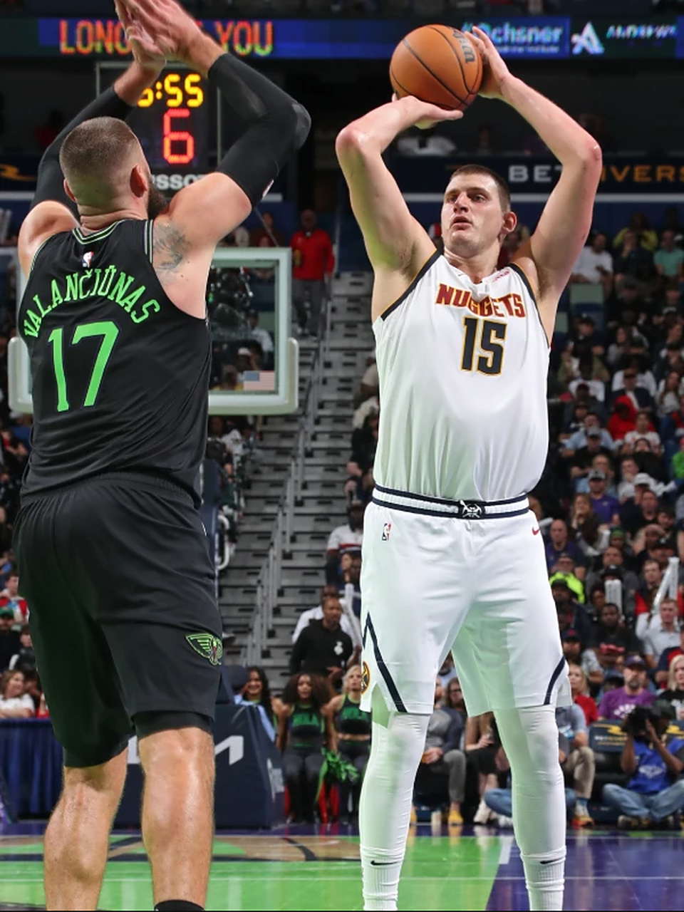 鹈鹕横扫广东队，约基奇高光表现