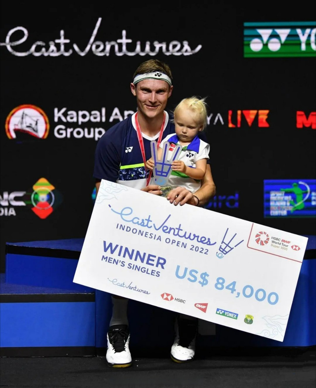 泰国队逆转印尼队,安赛龙关键制胜 泰国队逆转印尼队,安赛龙关键制胜