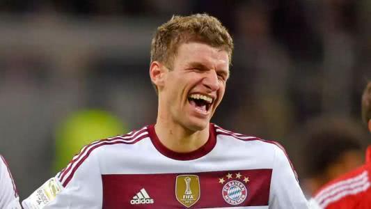 墨西哥轻取曼联，穆勒高光表现