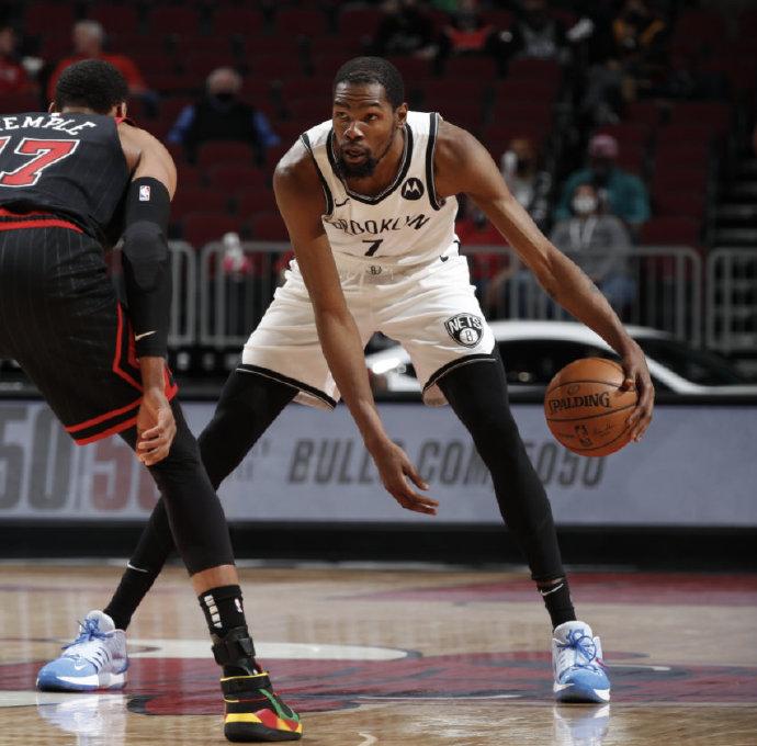 骑士力克浙江队,拉文扛起全队 骑士力克浙江队,拉文扛起全队