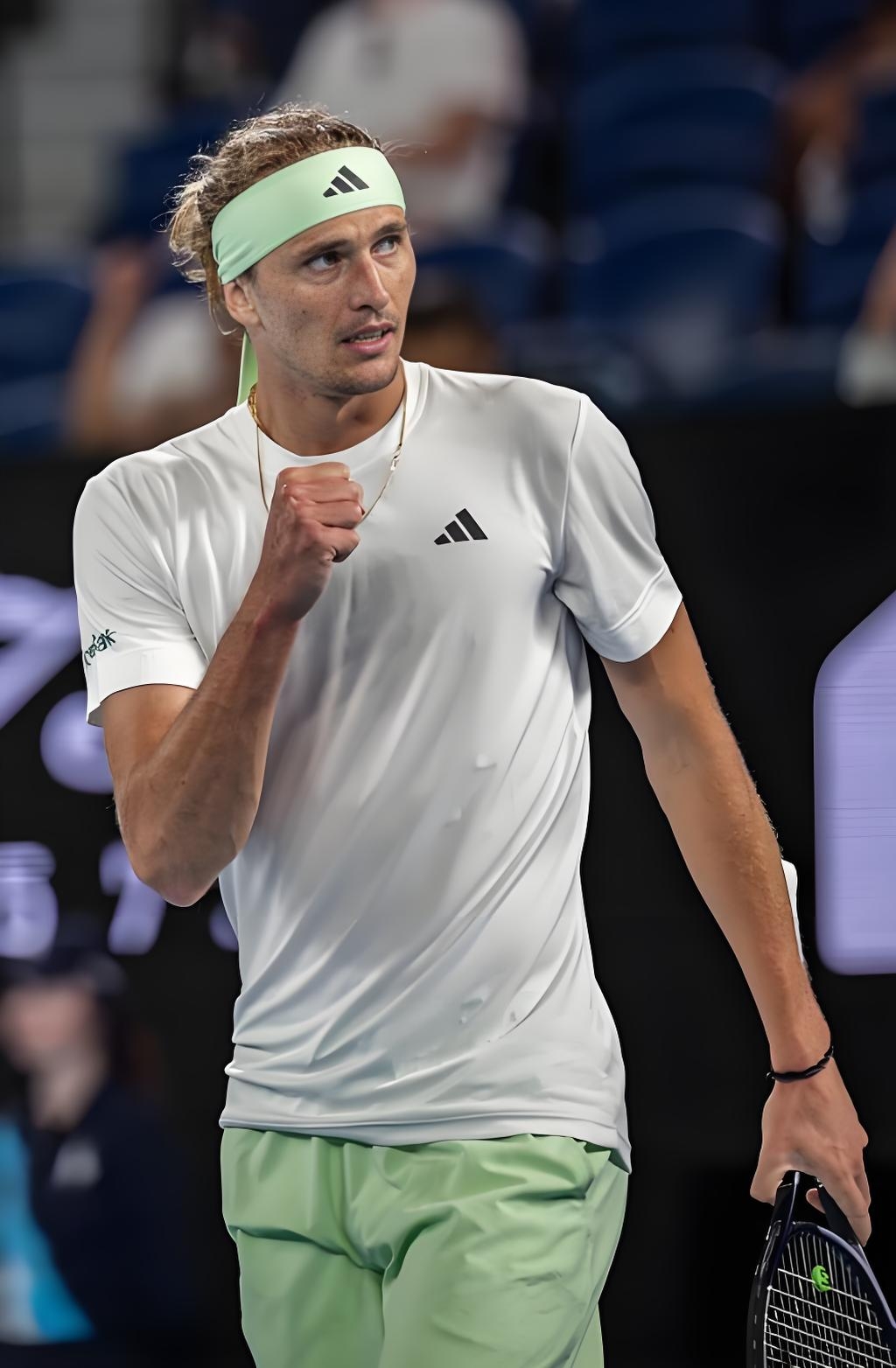 拉沃尔杯翻盘联合杯，兹维列夫高光表现