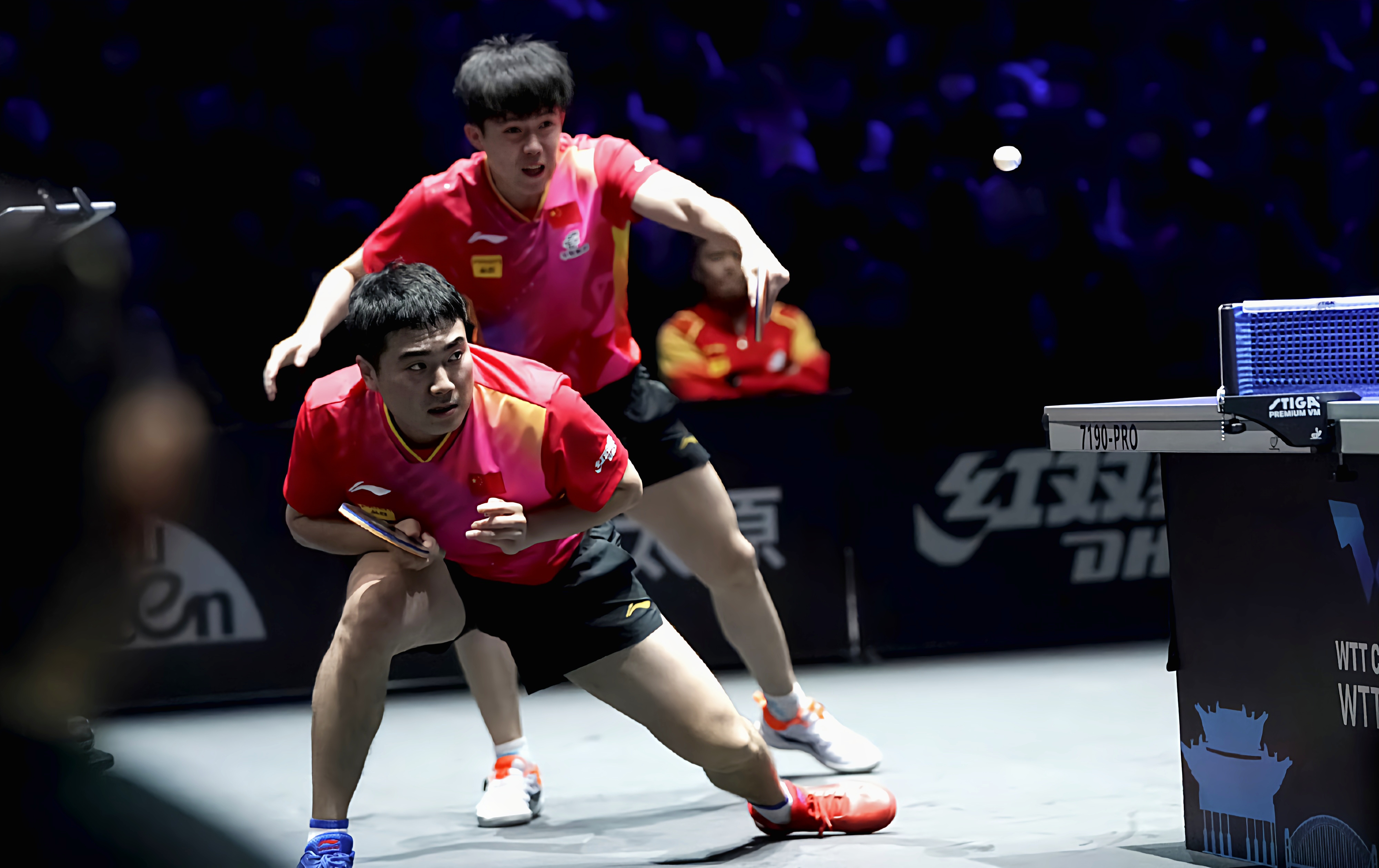 中国队险胜瑞典队，梁靖崑状态火热