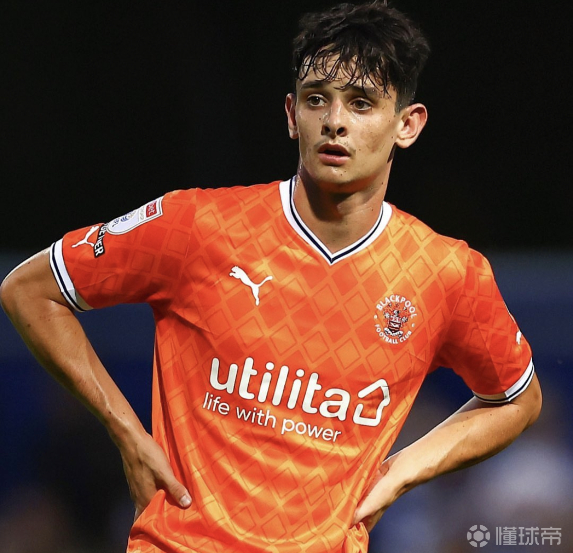 阿森纳天才球员独揽球,助力国家队闯入决赛 阿森纳天才球员独揽球,助力国家队闯入决赛