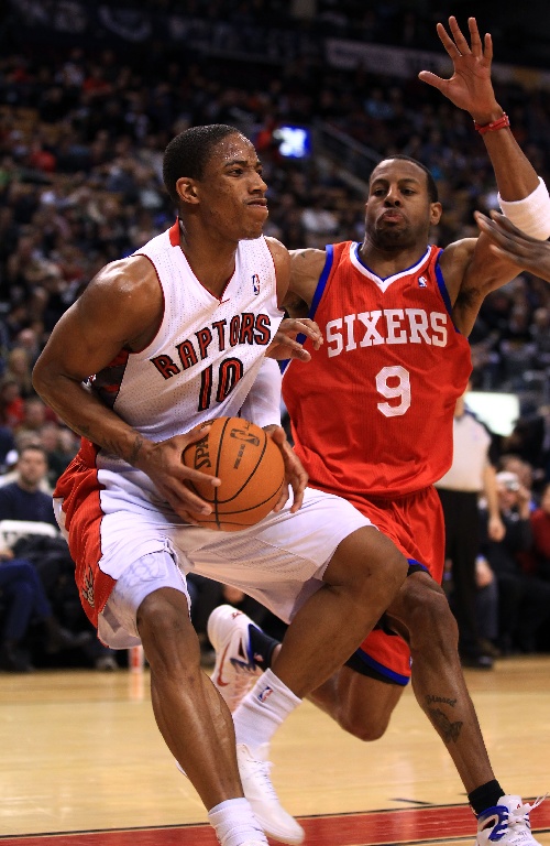 广东队碾压猛龙，德罗赞惊艳四座