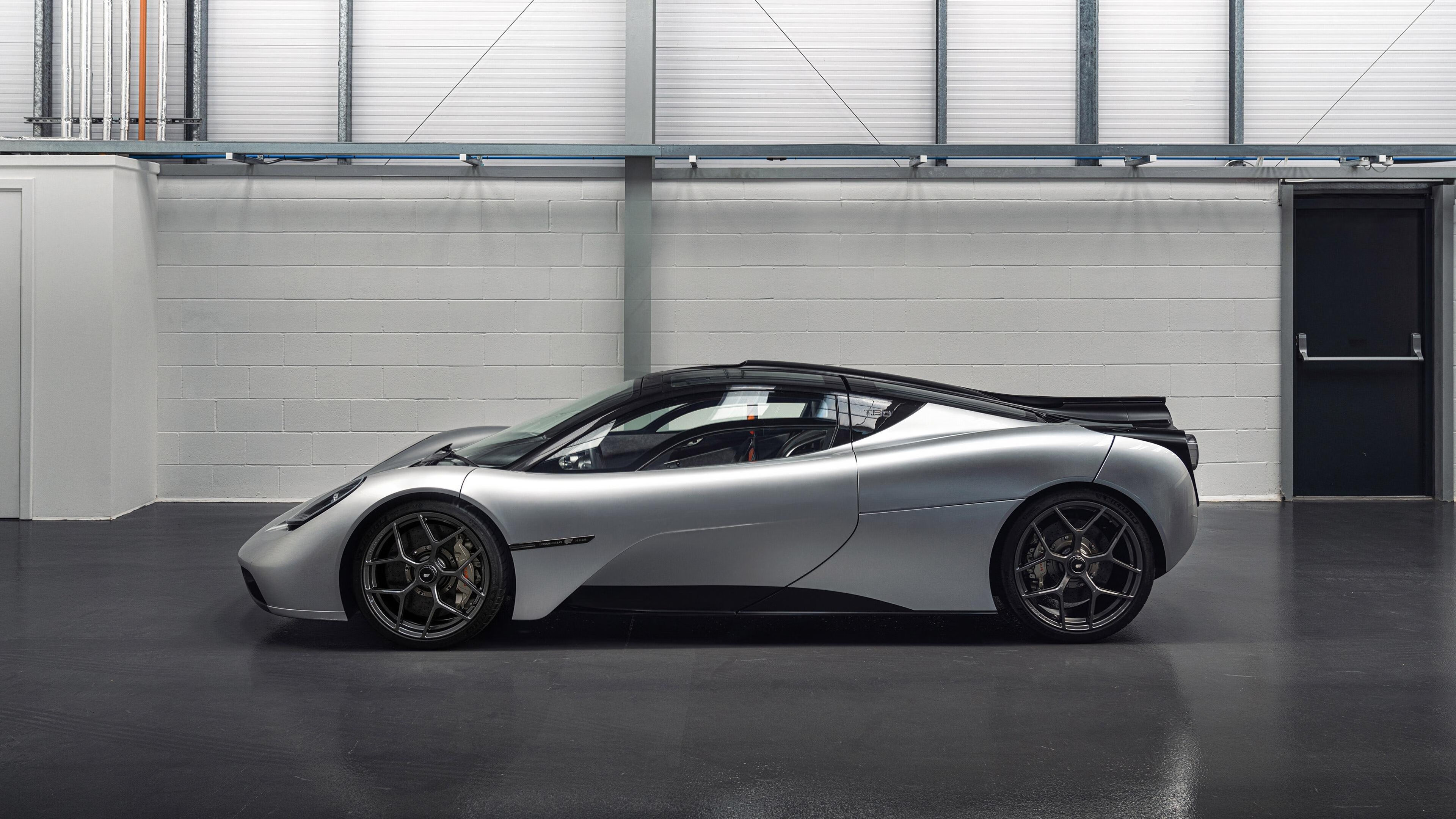 意甲焦点战启示录,从爱尔兰生死战取胜威尔士看足球的唯一性魅力