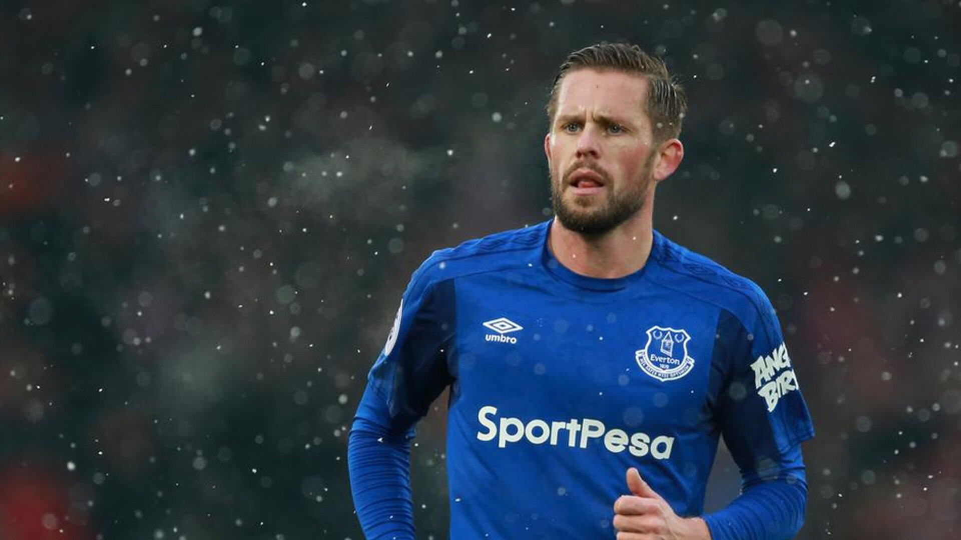 跨界传奇，马赛争冠战中的乌克兰意志与库尔图瓦的NBA式接管